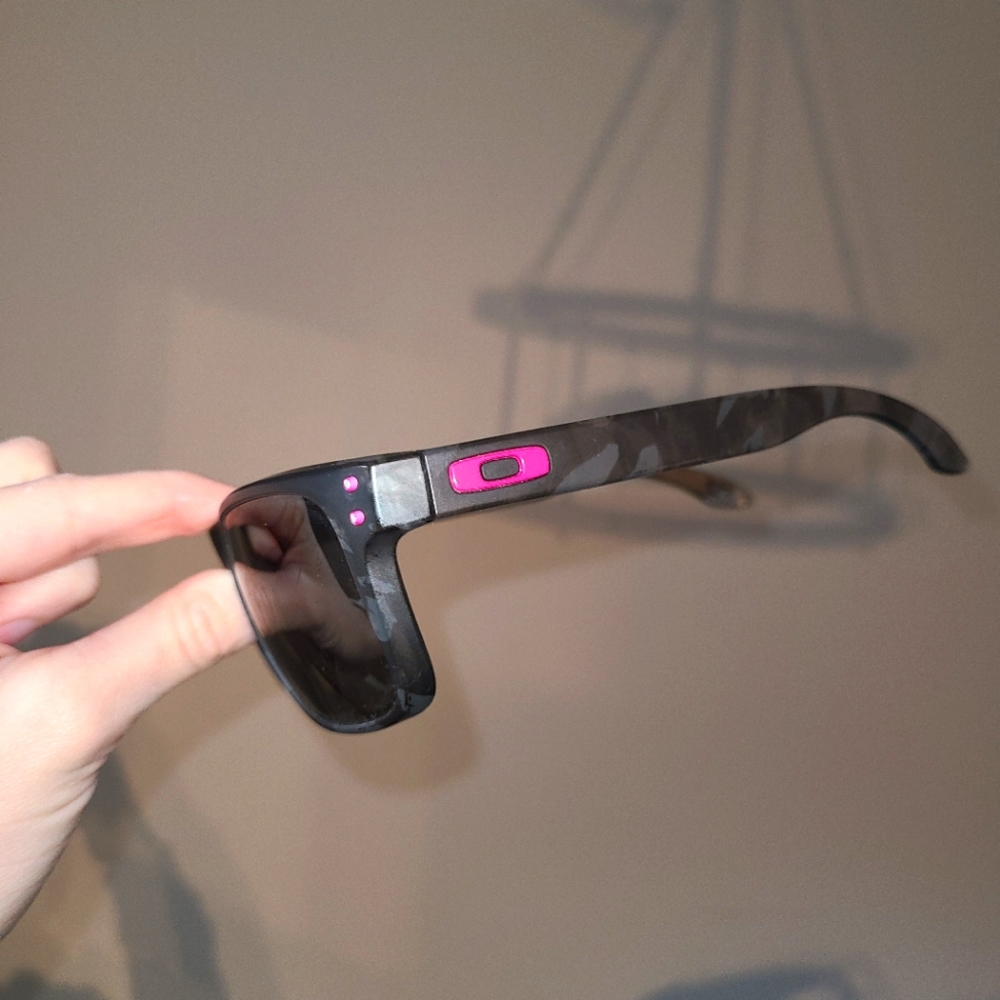 Custom Oakley Holbrook Sunglasses